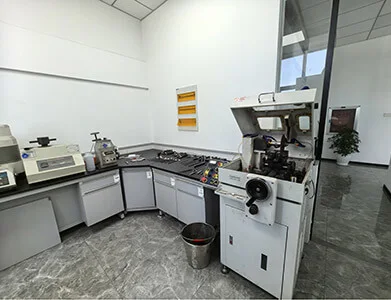 Laboratori Kilang Wuhu · Peralatan Pemeriksaan